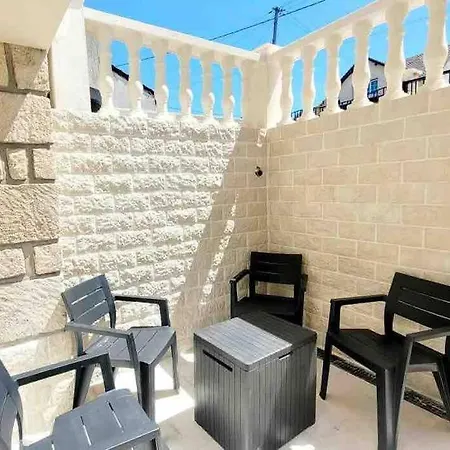 N-4 Magnifique 2 Pieces Pour 4 Personnes * Le Thillay